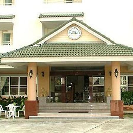 Sa-Nguan Malee Mansion Hotel Chiang Mai Exterior photo